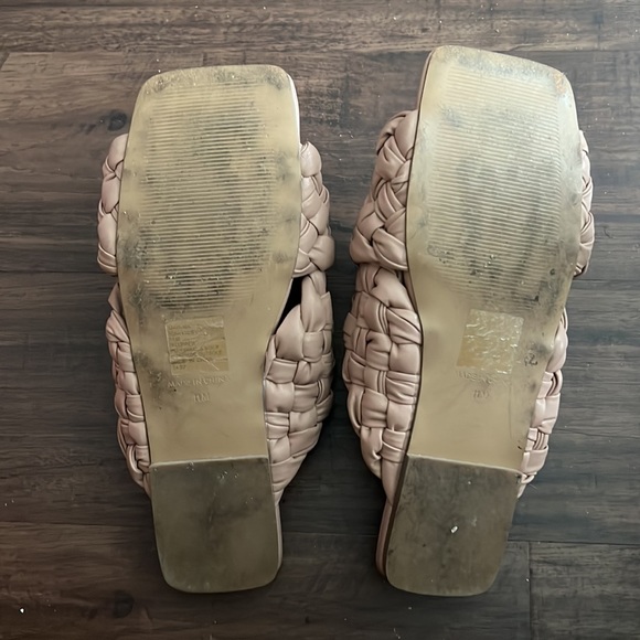 SLIDES - Picture 3 of 7